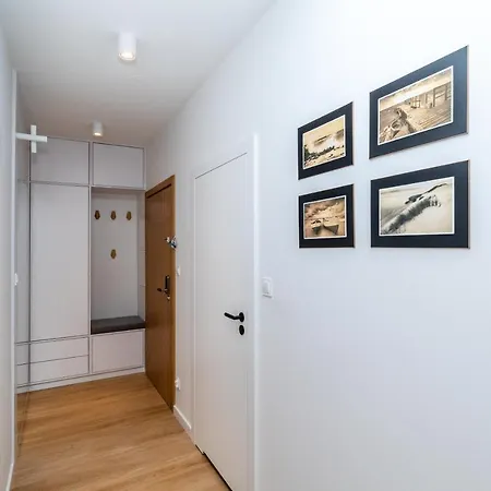 5o5 Deluxe By Oneapartments Апартаменты