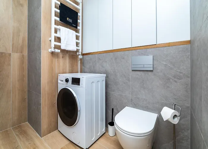 5o5 Deluxe By Oneapartments Апартаменты *